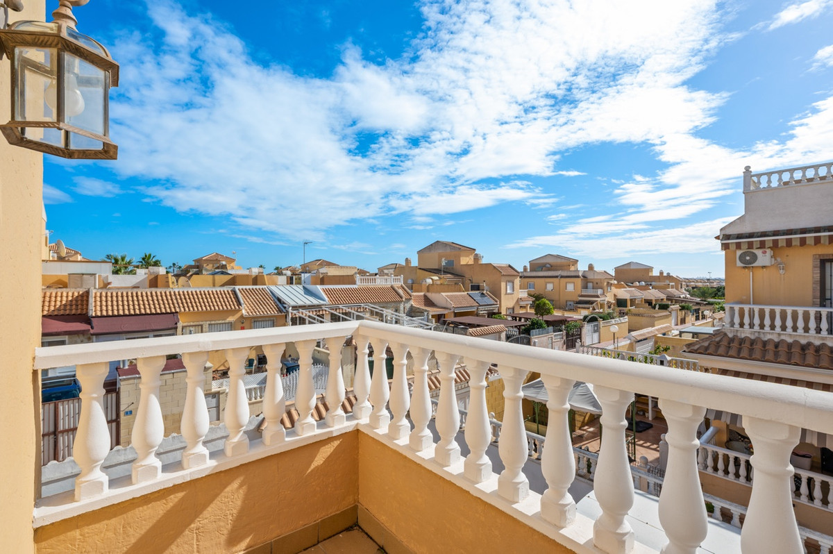 For sale - 5 Bedroom 3 Bathroom Apartment - Duplex in Rojales - Ciudad Quesada  - Alicante