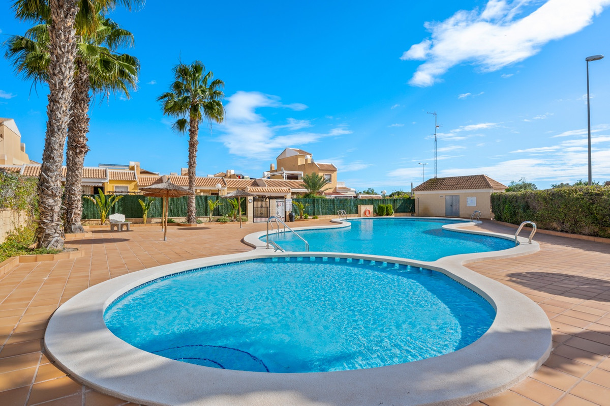 For sale - 5 Bedroom 3 Bathroom Apartment - Duplex in Rojales - Ciudad Quesada  - Alicante