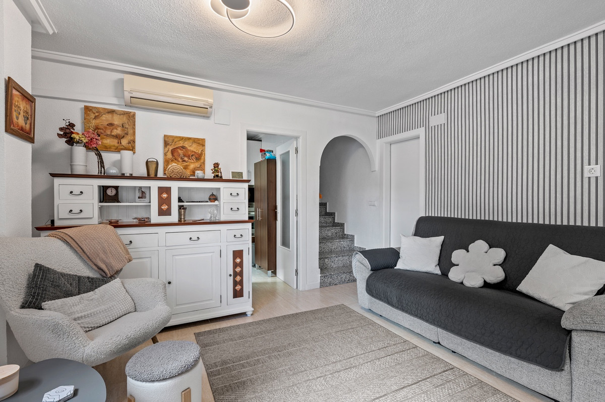 For sale - 5 Bedroom 3 Bathroom Apartment - Duplex in Rojales - Ciudad Quesada  - Alicante