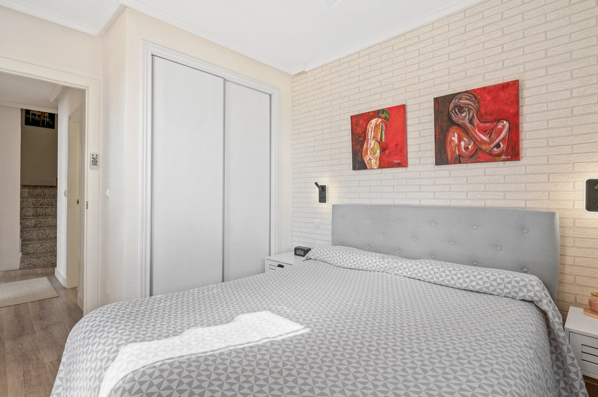 For sale - 5 Bedroom 3 Bathroom Apartment - Duplex in Rojales - Ciudad Quesada  - Alicante