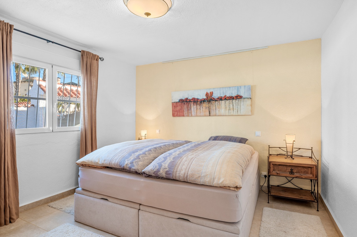 For sale - 3 Bedroom 2 Bathroom Detached Villa in Ciudad Quesada -  - Alicante