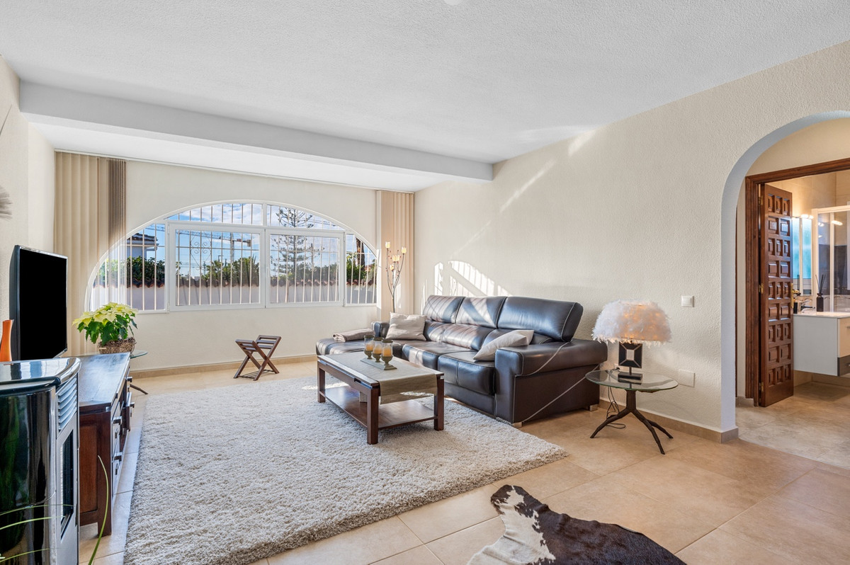For sale - 3 Bedroom 2 Bathroom Detached Villa in Ciudad Quesada -  - Alicante