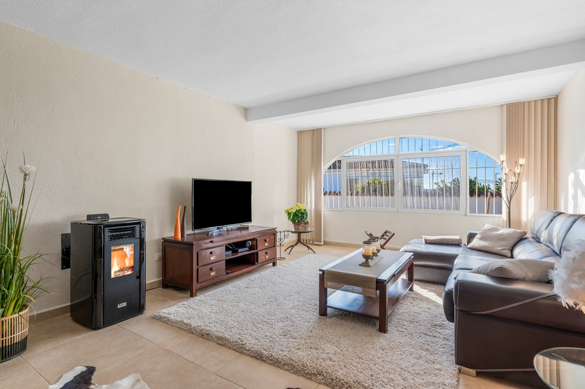 For sale - 3 Bedroom 2 Bathroom Detached Villa in Ciudad Quesada -  - Alicante