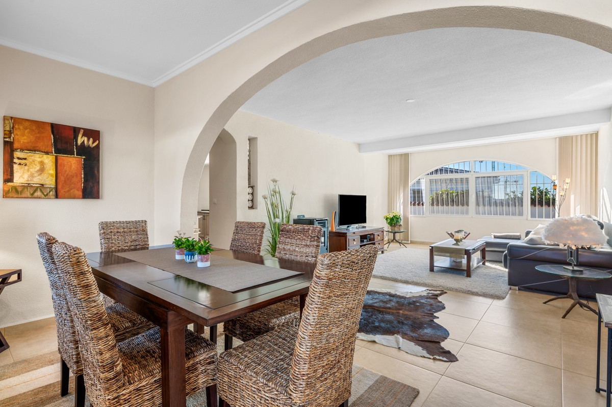 For sale - 3 Bedroom 2 Bathroom Detached Villa in Ciudad Quesada -  - Alicante