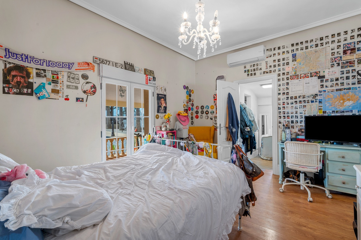 For sale - 6 Bedroom 3 Bathroom House - Finca - Cortijo in Almoradi - Almoradi Centro  - Alicante