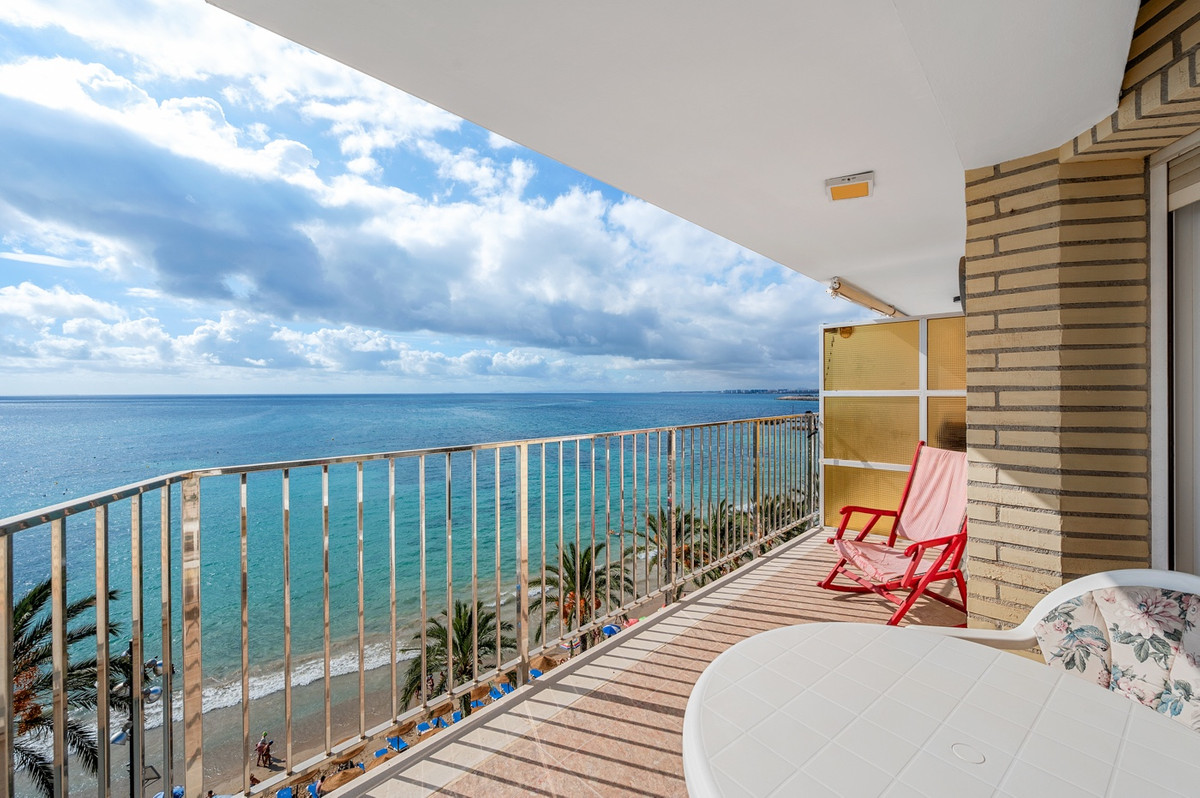 For sale - 3 Bedroom 2 Bathroom Apartment - Ground Floor Apartment in Torrevieja - Torrevieja Centro  - Alicante