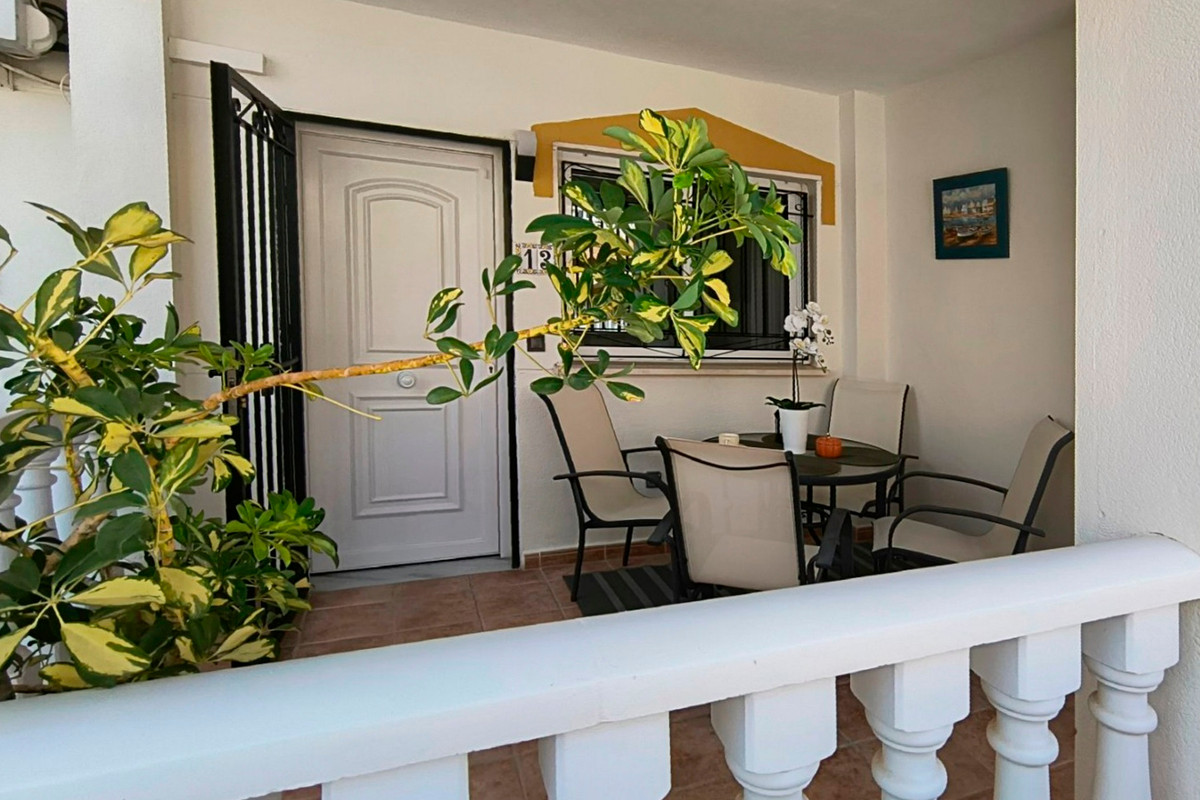 For sale - 3 Bedroom 2 Bathroom House - Townhouse in Orihuela - Orihuela Costa  - Alicante
