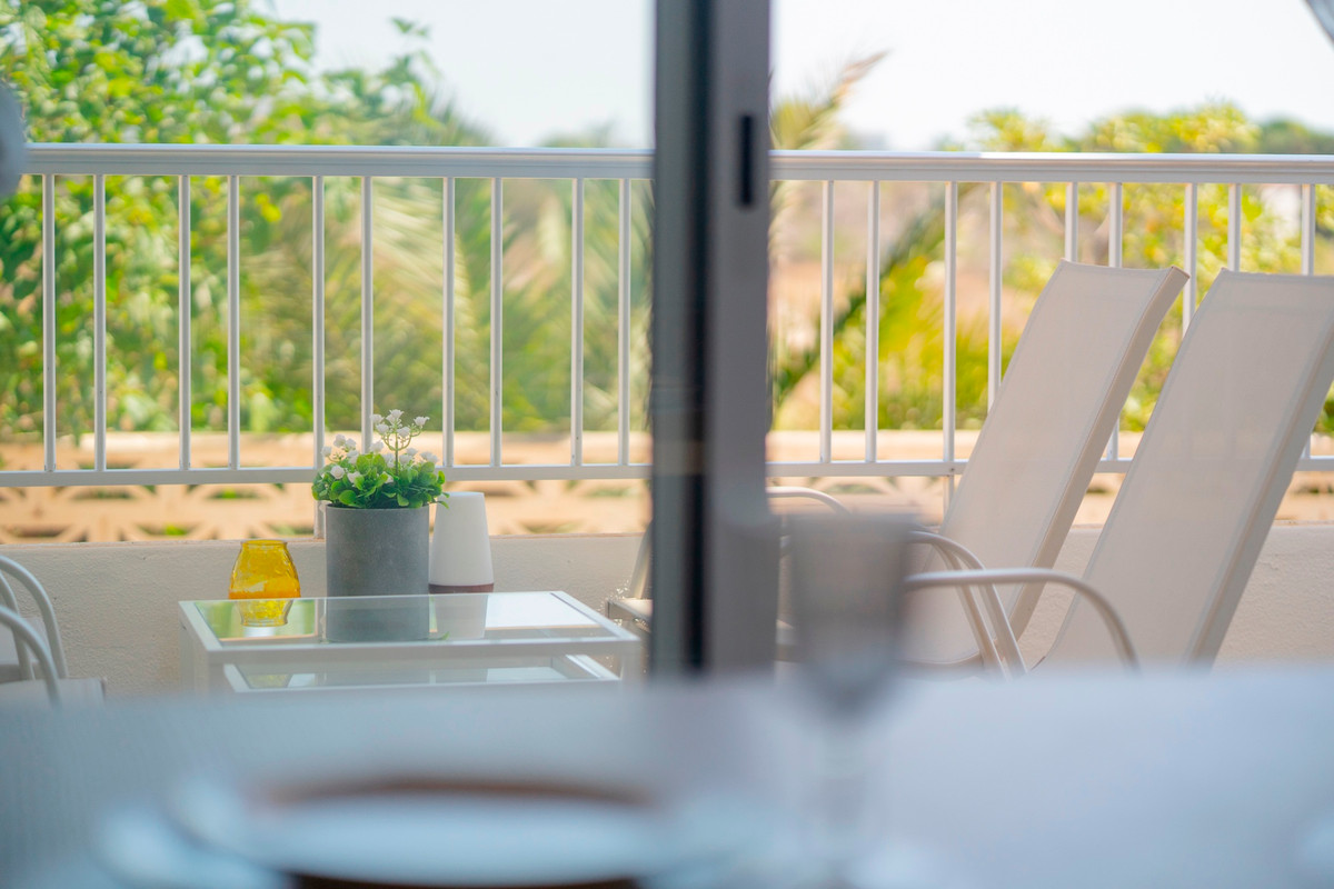 For sale - 2 Bedroom 2 Bathroom Apartment - Middle Floor Apartment in Orihuela - Punta Prima  - Alicante