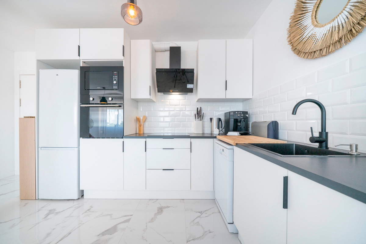 For sale - 2 Bedroom 2 Bathroom Apartment - Middle Floor Apartment in Orihuela - Punta Prima  - Alicante