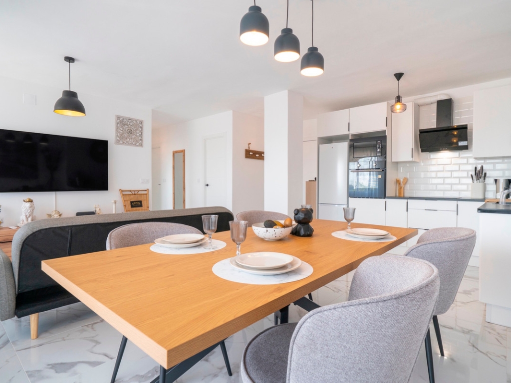 2 Bedroom 2 Bathroom Apartment - Middle Floor Apartment in Orihuela