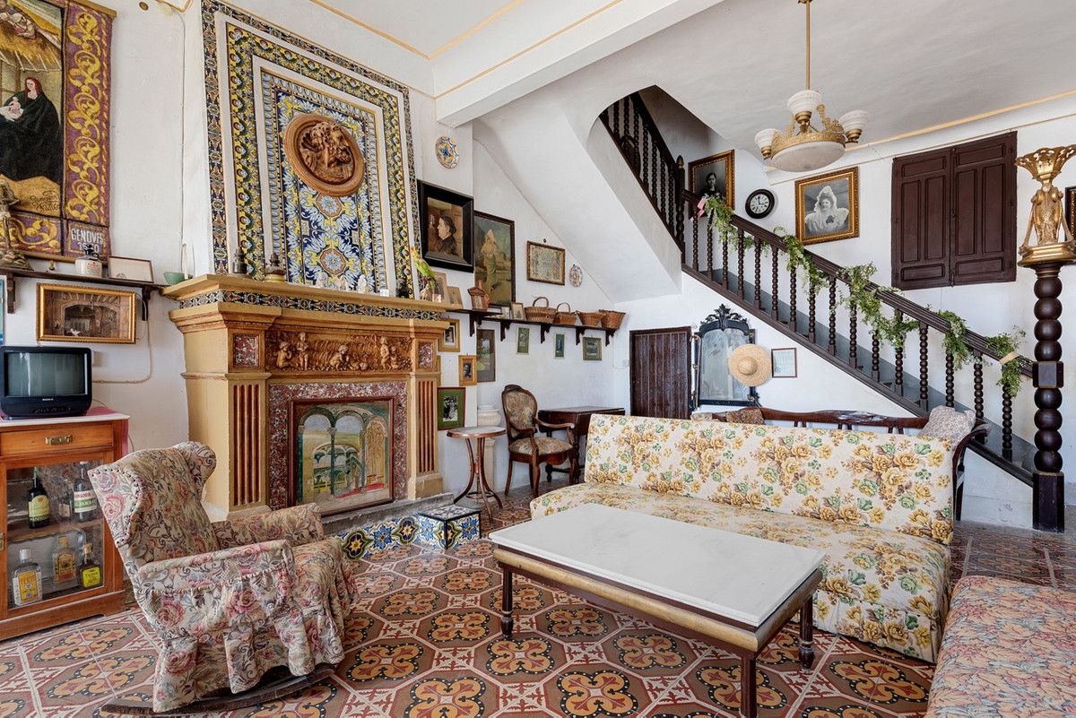 For sale - 7 Bedroom 1 Bathroom House - Finca - Cortijo in Orihuela - Orihuela Centro  - Alicante