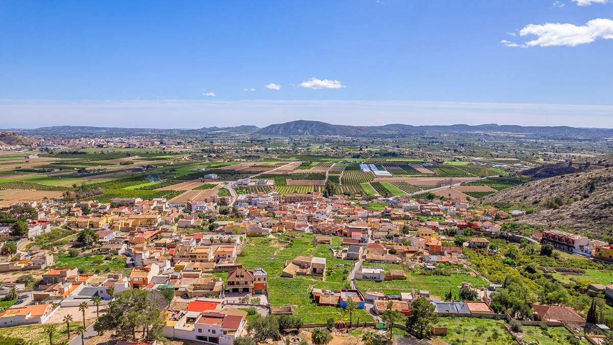 For sale - 7 Bedroom 1 Bathroom House - Finca - Cortijo in Orihuela - Orihuela Centro  - Alicante