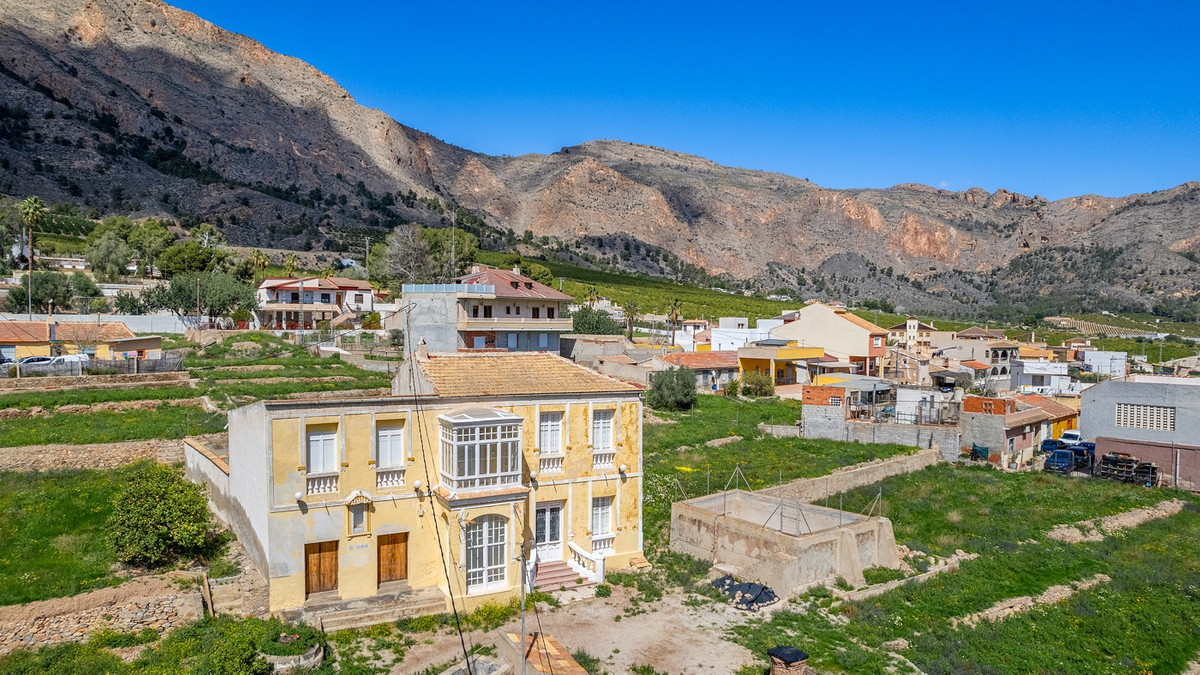 For sale - 7 Bedroom 1 Bathroom House - Finca - Cortijo in Orihuela - Orihuela Centro  - Alicante