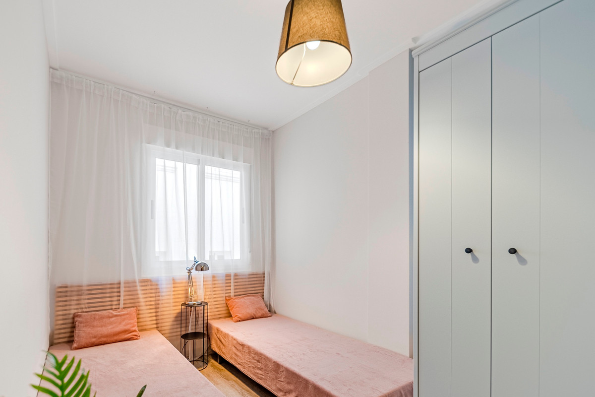 For sale - 3 Bedroom 2 Bathroom House - Townhouse in Orihuela - Los Balcones  - Alicante