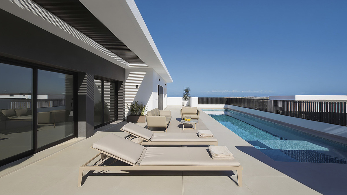 For sale - 4 Bedroom 3 Bathroom House - Detached Villa in Rojales - Dona Pepa  - Alicante
