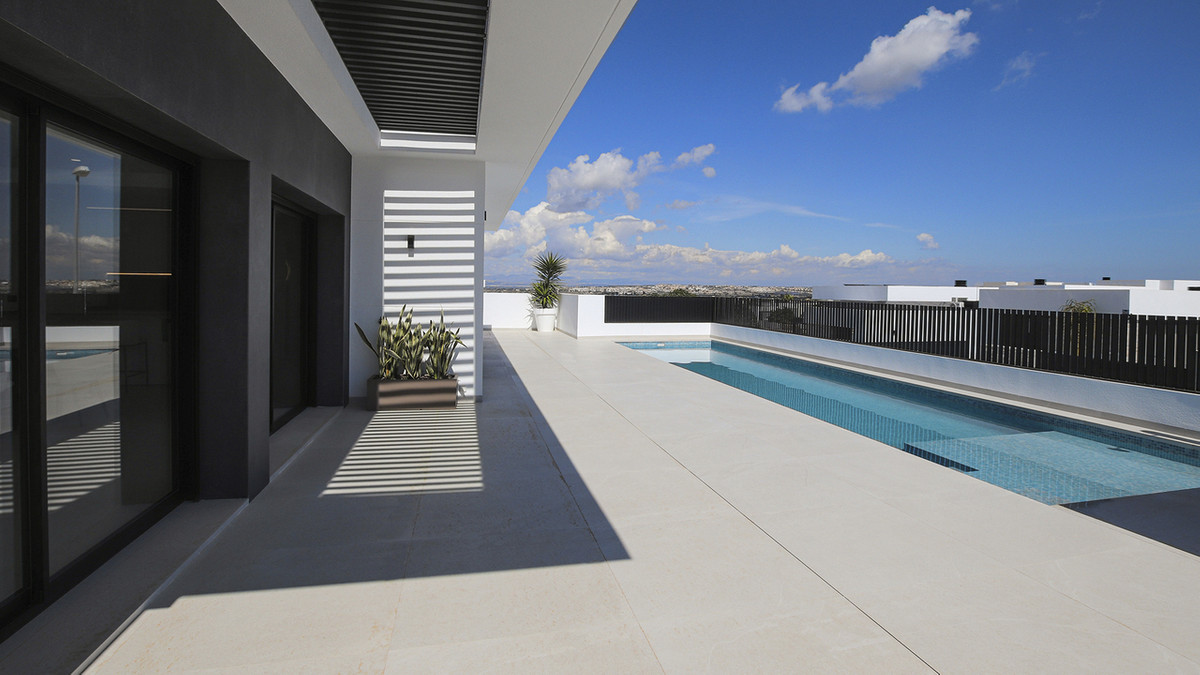 For sale - 4 Bedroom 3 Bathroom House - Detached Villa in Rojales - Dona Pepa  - Alicante