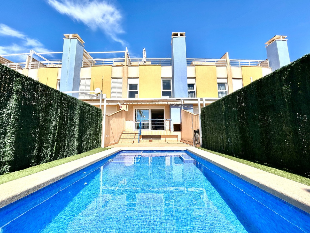 For sale - 3 Bedroom 3 Bathroom House - Townhouse in Orihuela - Cabo Roig  - Alicante