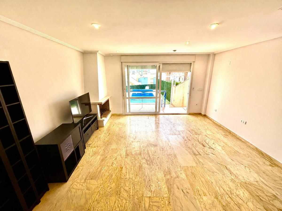 For sale - 3 Bedroom 3 Bathroom House - Townhouse in Orihuela - Cabo Roig  - Alicante