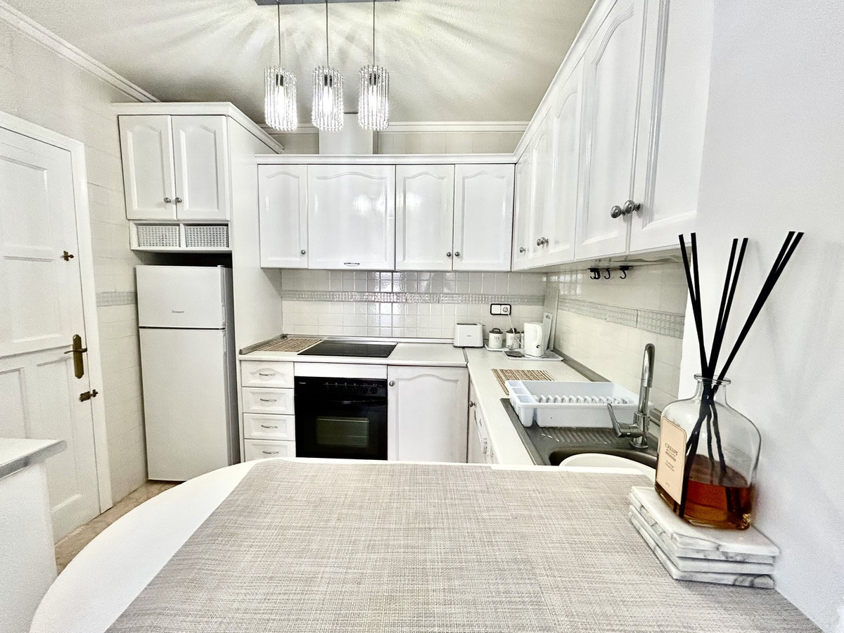For sale - 2 Bedroom 1 Bathroom Townhouse in Punta Prima  - Punta Prima  - Alicante