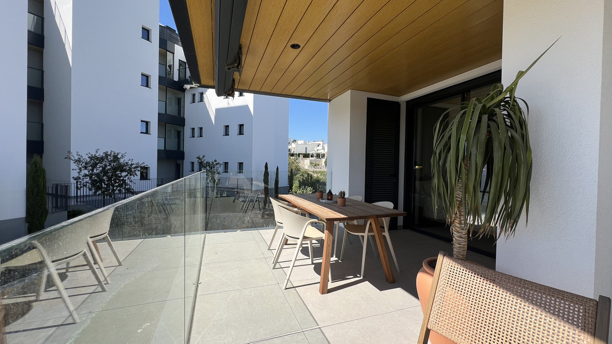 For sale - 2 Bedroom 2 Bathroom Apartment - Middle Floor Apartment in Orihuela - Las Colinas Golf  - Alicante