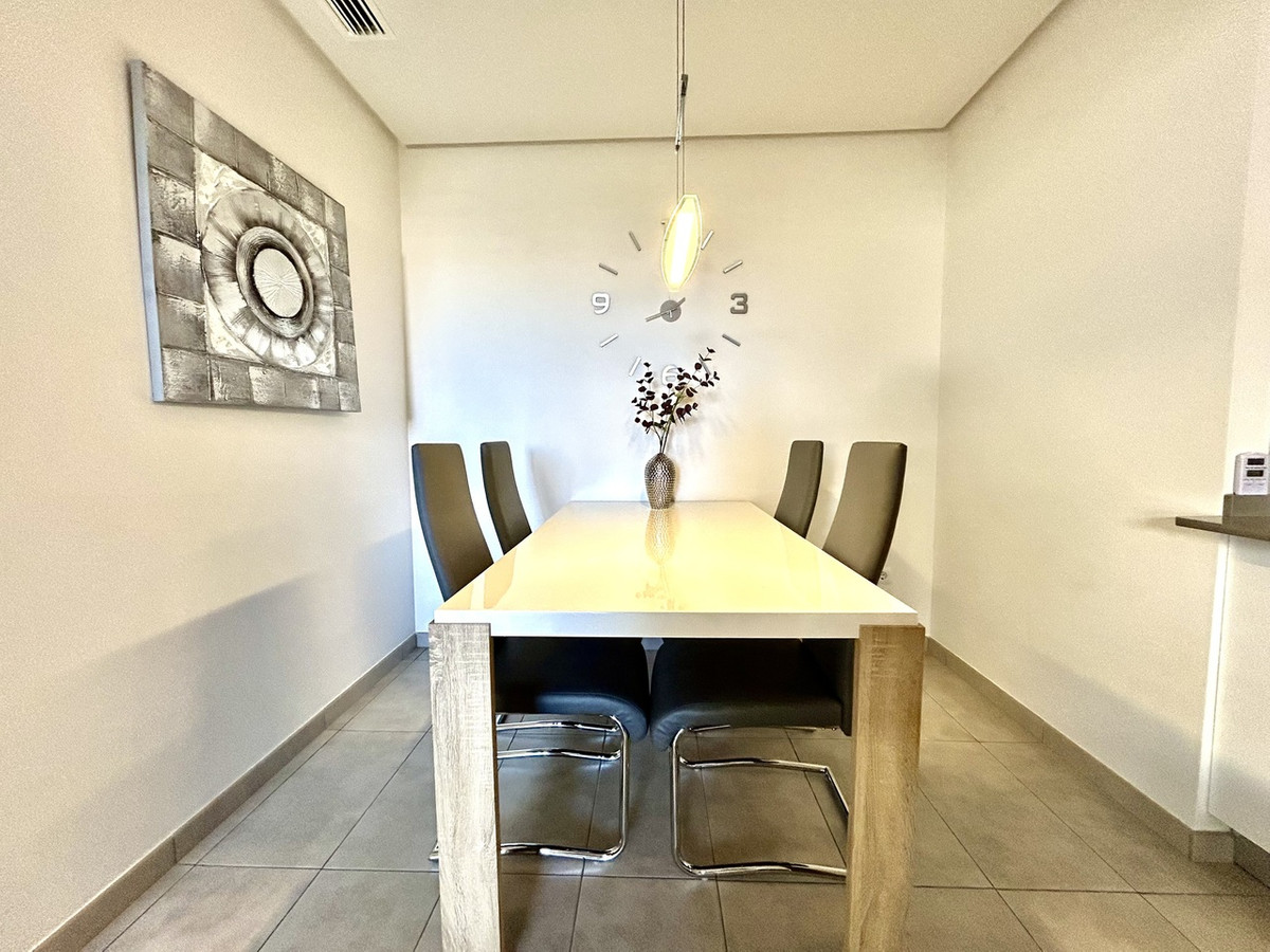 For sale - 2 Bedroom 2 Bathroom Apartment - Ground Floor Apartment in Orihuela - Los Dolses  - Alicante