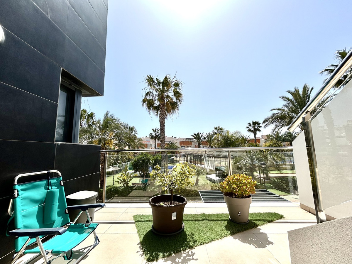 For sale - 3 Bedroom 3 Bathroom House - Townhouse in Orihuela - Los Dolses  - Alicante