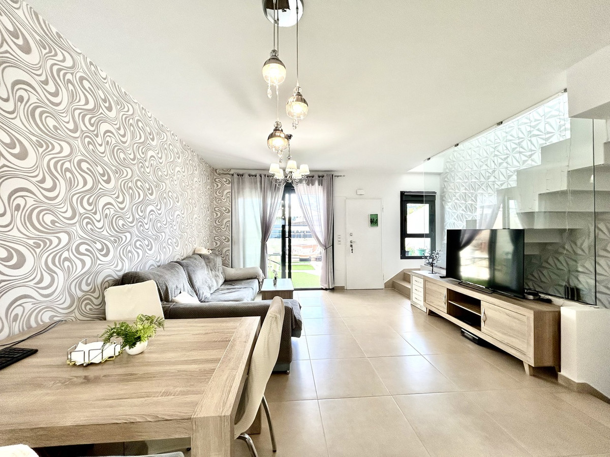 For sale - 3 Bedroom 3 Bathroom House - Townhouse in Orihuela - Los Dolses  - Alicante