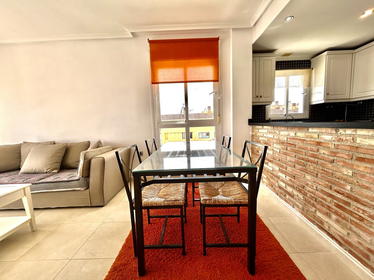 For sale - 2 Bedroom 2 Bathroom Apartment in Villamartin  - Villamartin  - Alicante