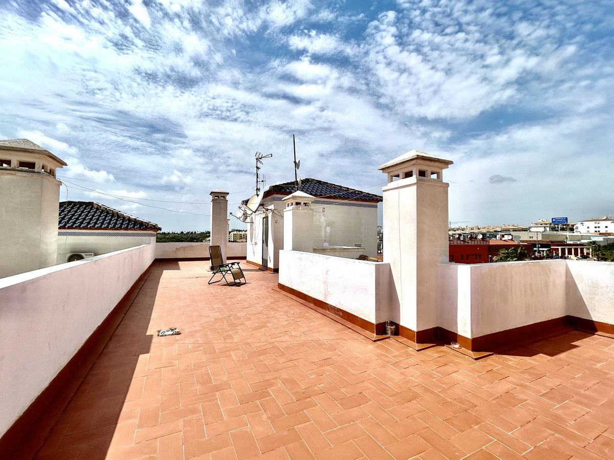 For sale - 2 Bedroom 2 Bathroom Apartment in Villamartin  - Villamartin  - Alicante