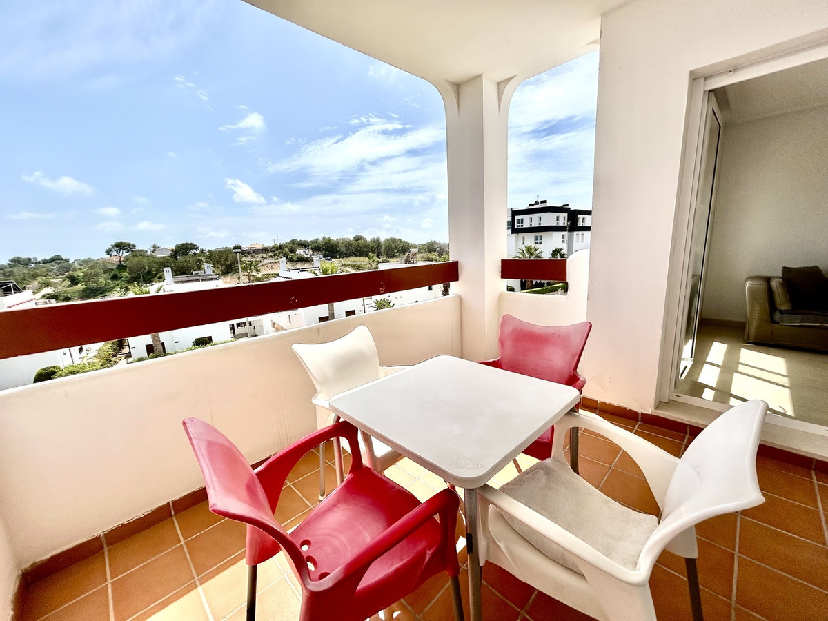 For sale - 2 Bedroom 2 Bathroom Apartment in Villamartin  - Villamartin  - Alicante