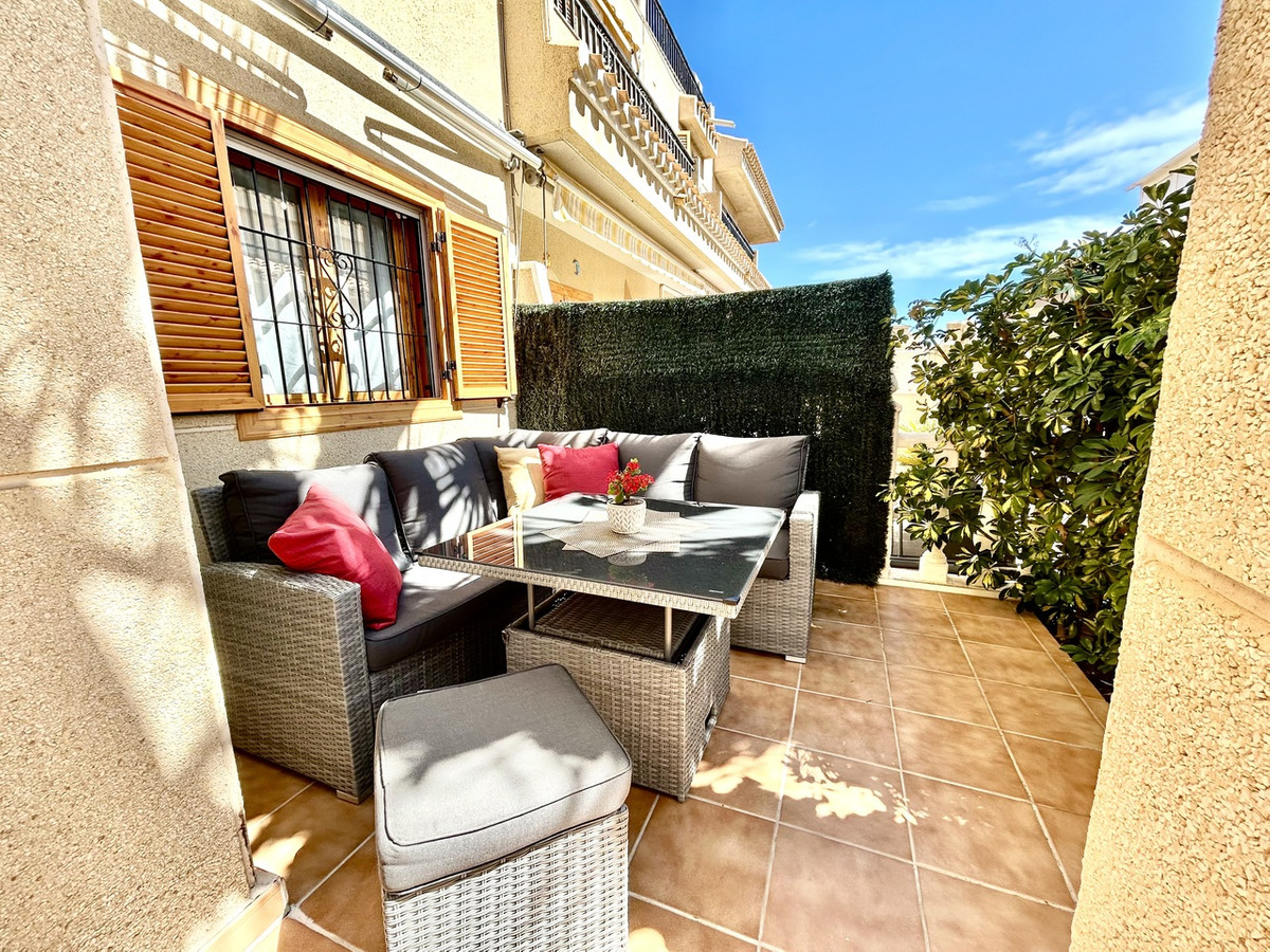 For sale - 2 Bedroom 2 Bathroom House - Townhouse in Orihuela - Playa Flamenca  - Alicante