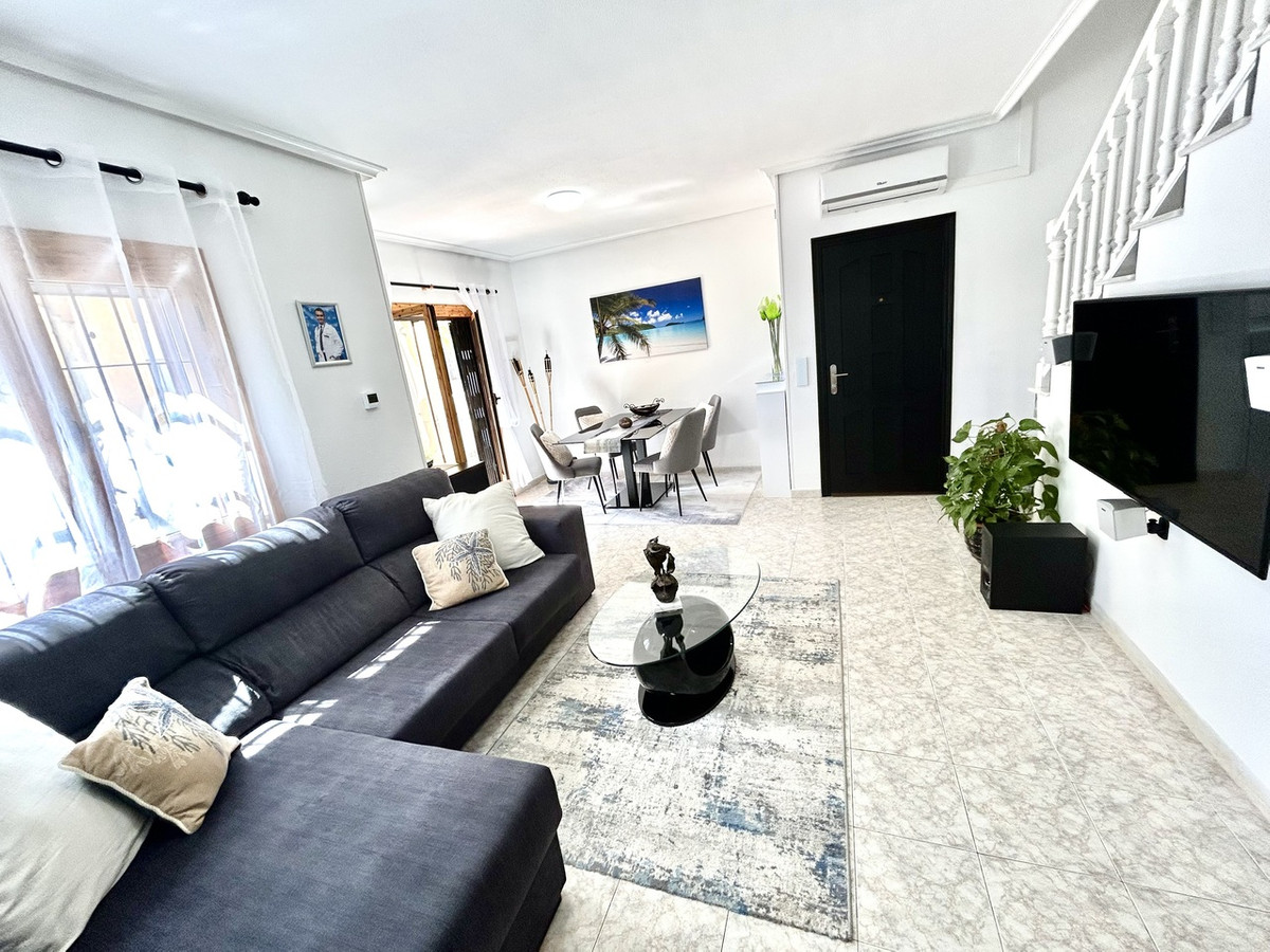 For sale - 2 Bedroom 2 Bathroom House - Townhouse in Orihuela - Playa Flamenca  - Alicante