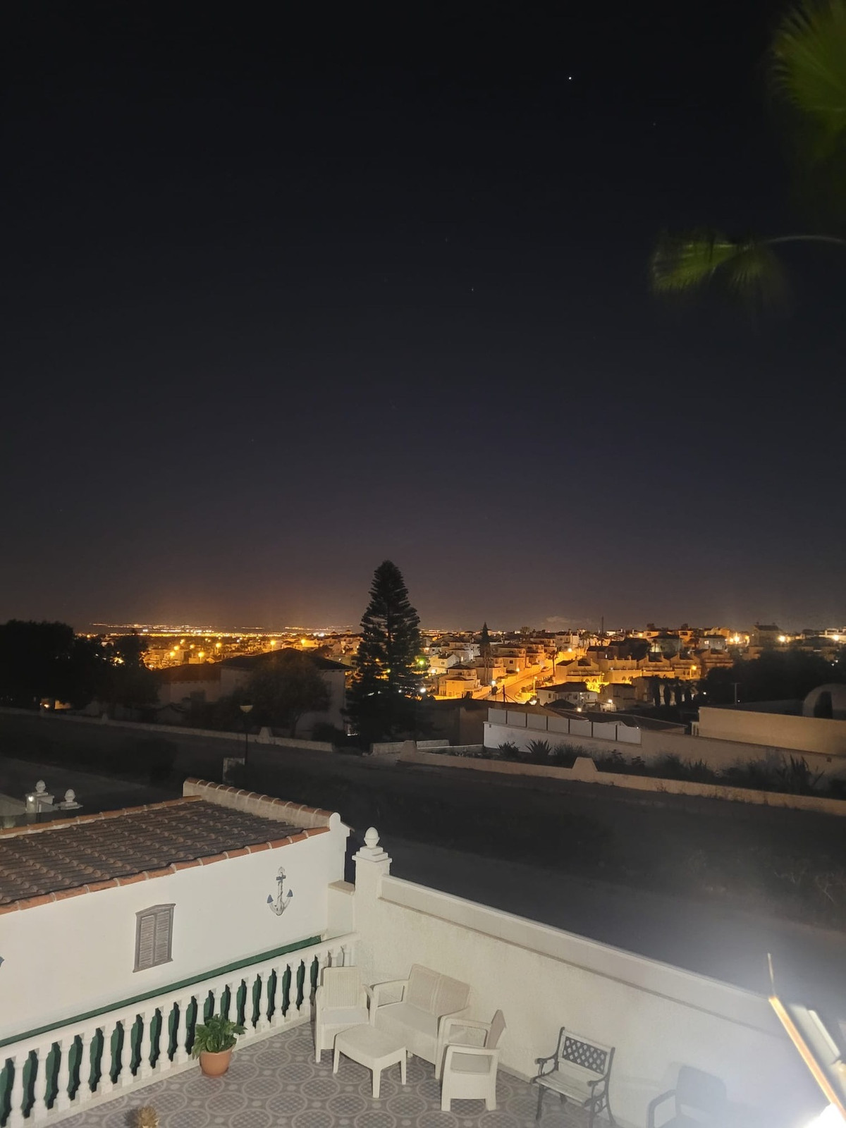 For sale - 2 Bedroom 2 Bathroom House - Detached Villa in Villamartin - Villamartin  - Alicante