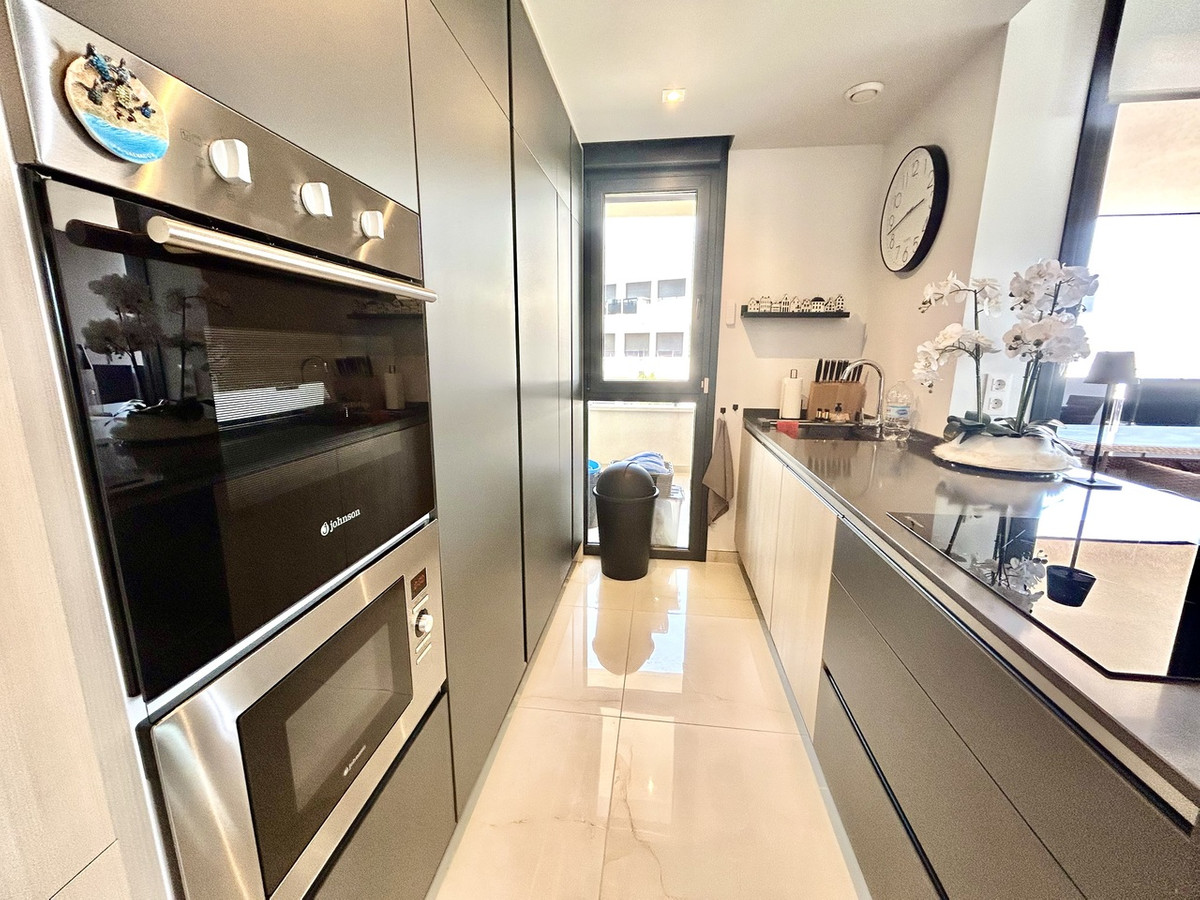 For sale - 3 Bedroom 2 Bathroom Apartment - Middle Floor Apartment in Orihuela - Playa Flamenca  - Alicante