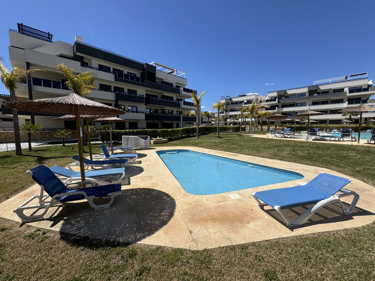 For sale - 3 Bedroom 2 Bathroom Apartment - Middle Floor Apartment in Orihuela - Playa Flamenca  - Alicante