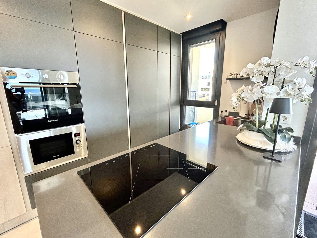 For sale - 3 Bedroom 2 Bathroom Apartment - Middle Floor Apartment in Orihuela - Playa Flamenca  - Alicante