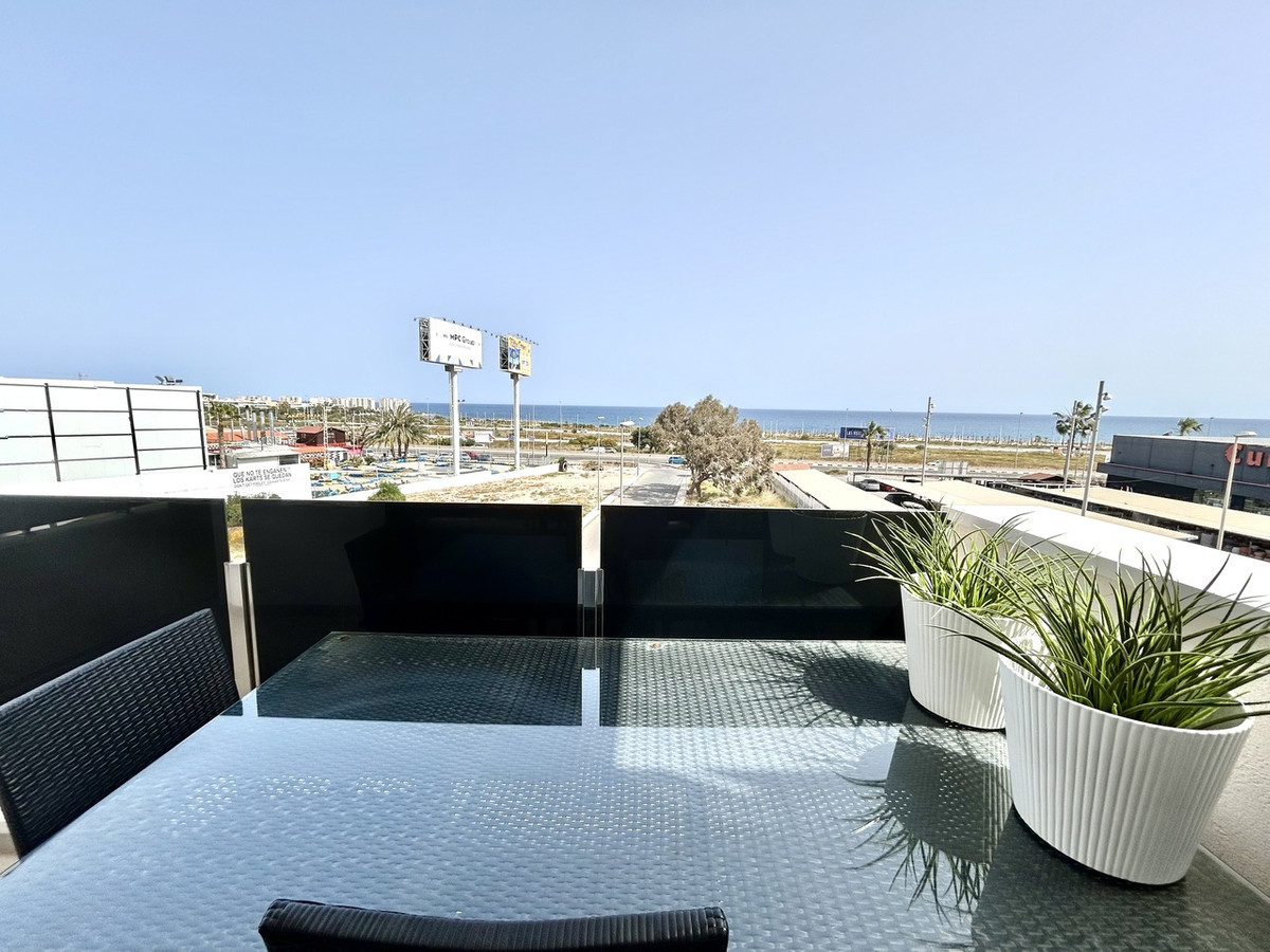 For sale - 3 Bedroom 2 Bathroom Apartment - Middle Floor Apartment in Orihuela - Playa Flamenca  - Alicante