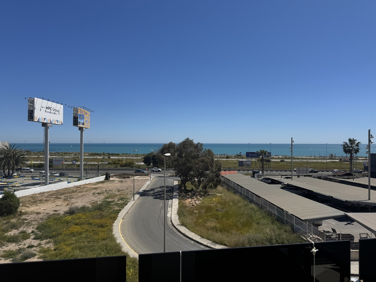 For sale - 3 Bedroom 2 Bathroom Apartment - Middle Floor Apartment in Orihuela - Playa Flamenca  - Alicante