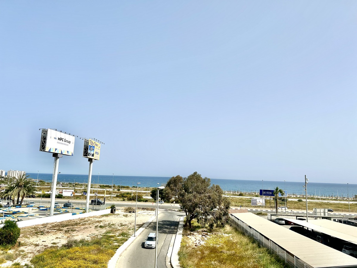 For sale - 3 Bedroom 2 Bathroom Apartment - Middle Floor Apartment in Orihuela - Playa Flamenca  - Alicante