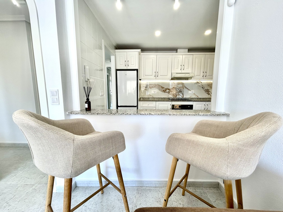 For sale - 2 Bedroom 2 Bathroom Ground Floor Apartment in Villamartin  - Villamartin  - Alicante