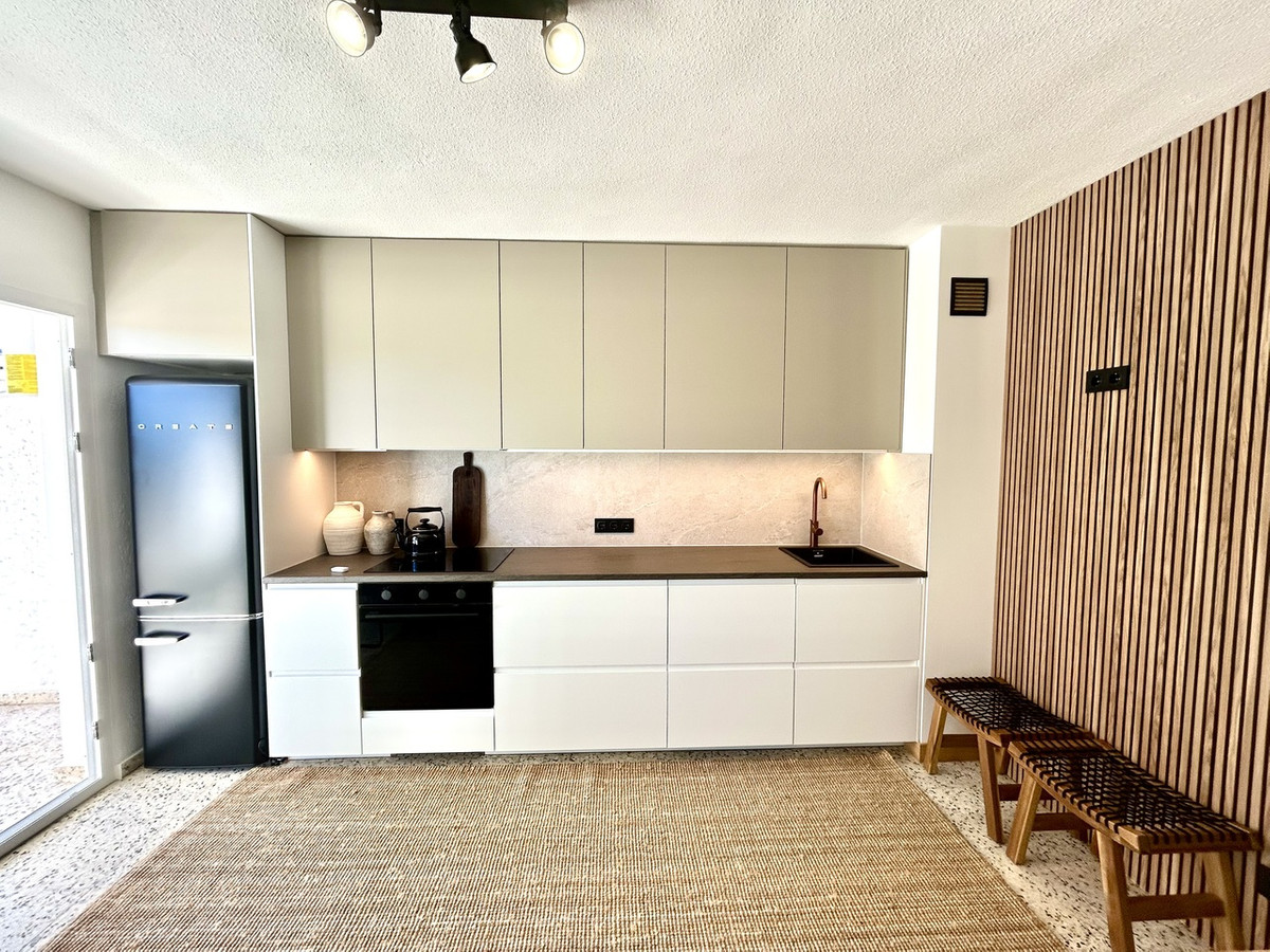 For sale - 2 Bedroom 1 Bathroom Apartment - Middle Floor Apartment in Guardamar del Segura - Guardamar del Segura Centro  - Alicante