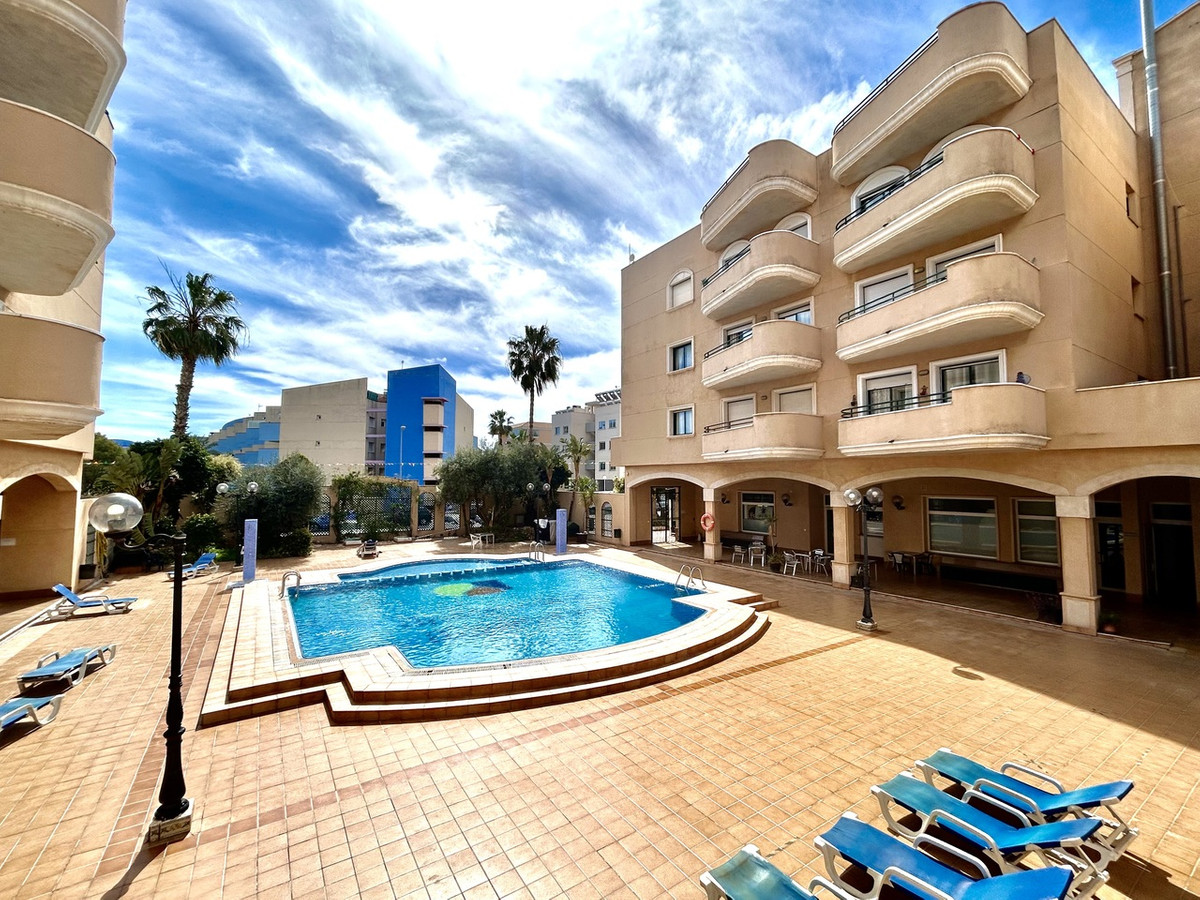 For sale - 2 Bedroom 1 Bathroom Apartment - Top Floor Apartment in Orihuela - Cabo Roig  - Alicante