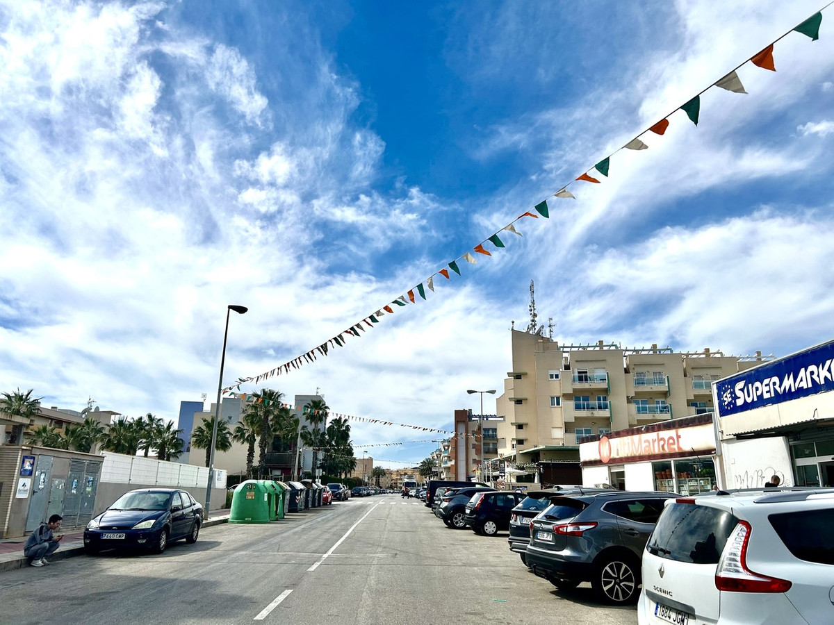 For sale - 2 Bedroom 1 Bathroom Apartment - Top Floor Apartment in Orihuela - Cabo Roig  - Alicante