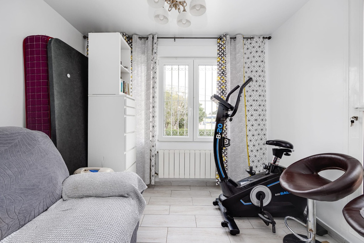 For sale - 3 Bedroom 2 Bathroom House - Townhouse in Torrevieja - Torrevieja Centro  - Alicante
