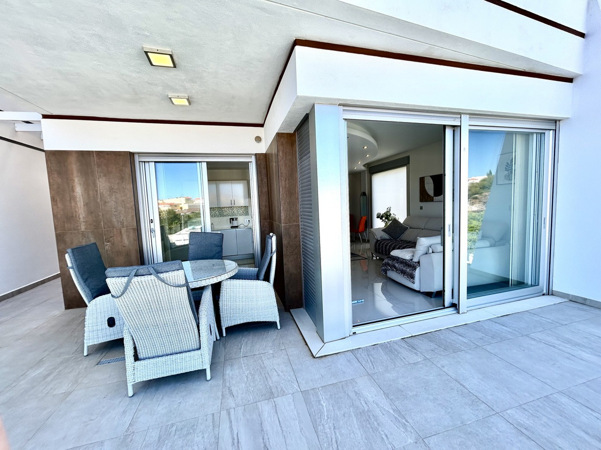 For sale - 3 Bedroom 4 Bathroom House - Detached Villa in Orihuela - Villamartin  - Alicante