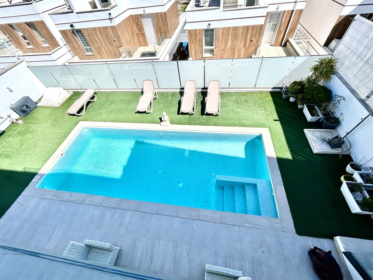 For sale - 3 Bedroom 4 Bathroom House - Detached Villa in Orihuela - Villamartin  - Alicante