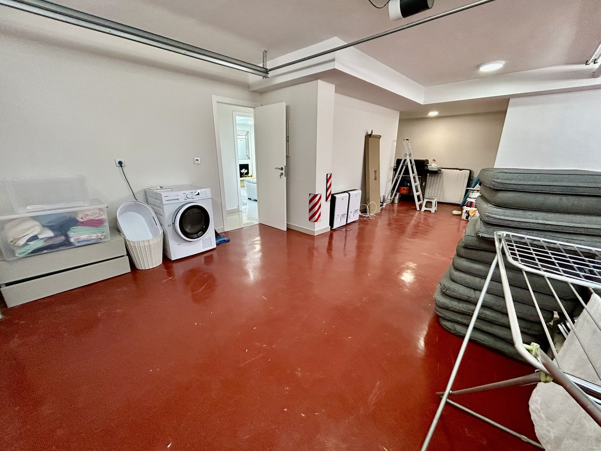 For sale - 3 Bedroom 4 Bathroom House - Detached Villa in Orihuela - Villamartin  - Alicante