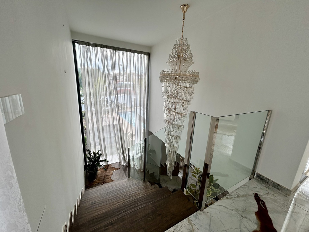 For sale - 3 Bedroom 4 Bathroom House - Detached Villa in Orihuela - Los Balcones  - Alicante