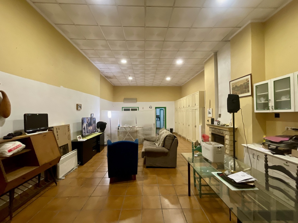 For sale - 1 Bedroom 1 Bathroom Apartment - Ground Floor Apartment in Torrevieja - Torrevieja Centro  - Alicante