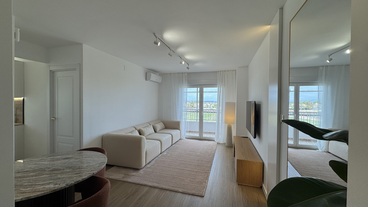 For sale - 2 Bedroom 1 Bathroom Apartment - Penthouse in Orihuela - Punta Prima  - Alicante
